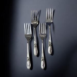 Oneida Community White Orchid Silverplate Flatware 4 Pc Salad Forks